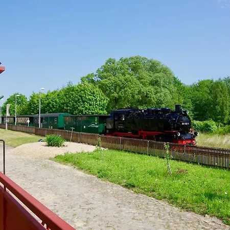 Σπίτι διακοπών Urlaubsbahnhof-schlafwagen Lauterbach (Rugen)