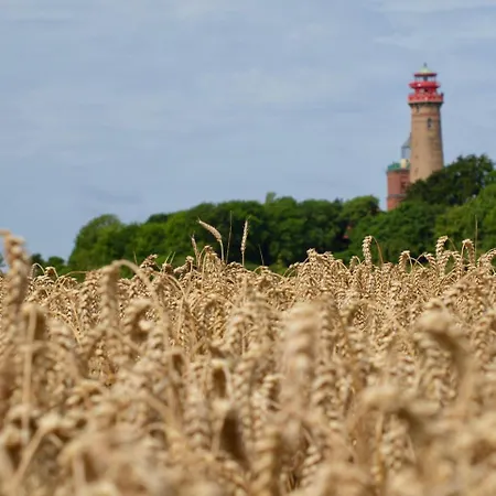 Urlaubsbahnhof-schlafwagen * Lauterbach (Rugen)